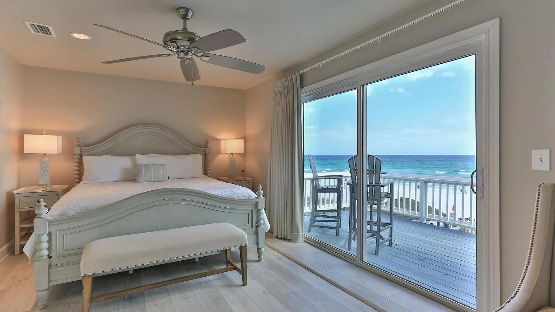 Southbay By The Gulf 132 Is A Completely Renovated 3 Bedroom Beach Front Townhome In Destin