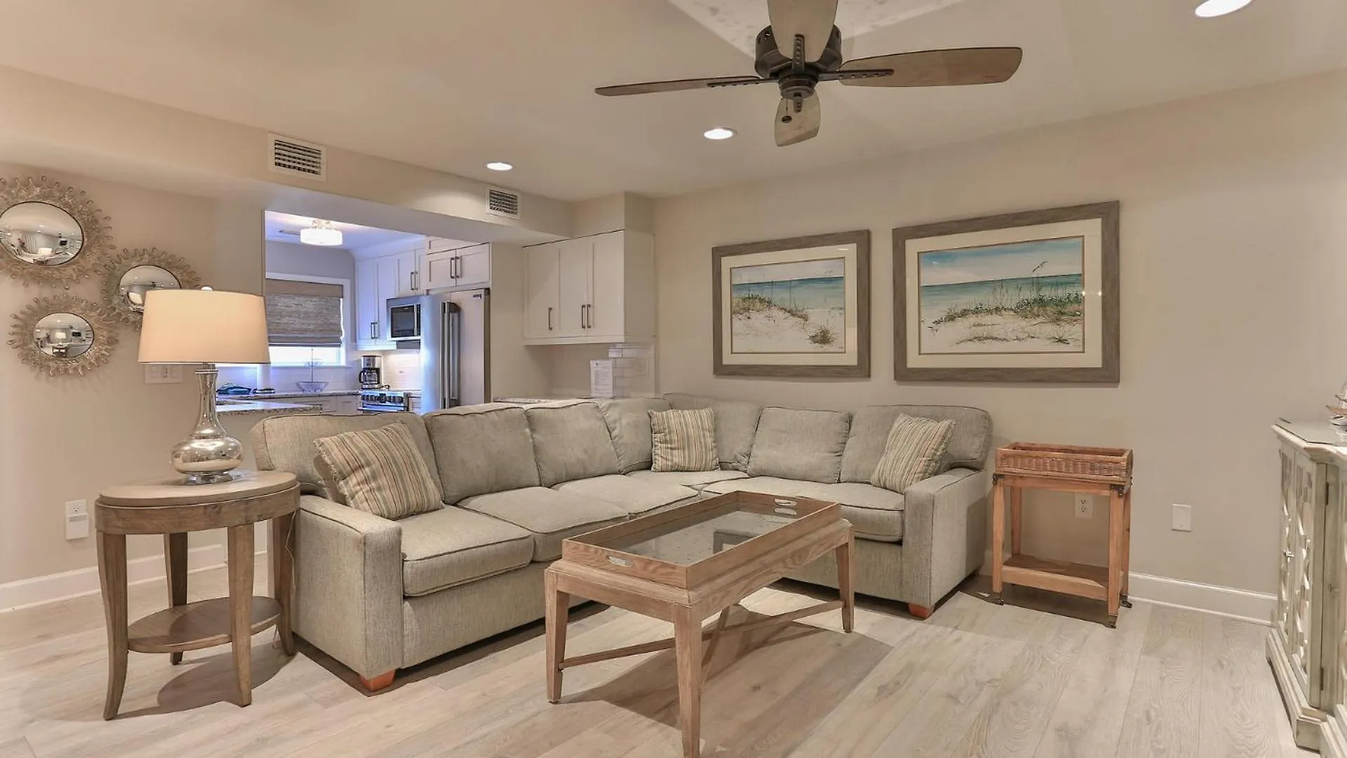 Southbay By The Gulf 132 Is A Completely Renovated 3 Bedroom Beach Front Townhome In Destin Holiday home