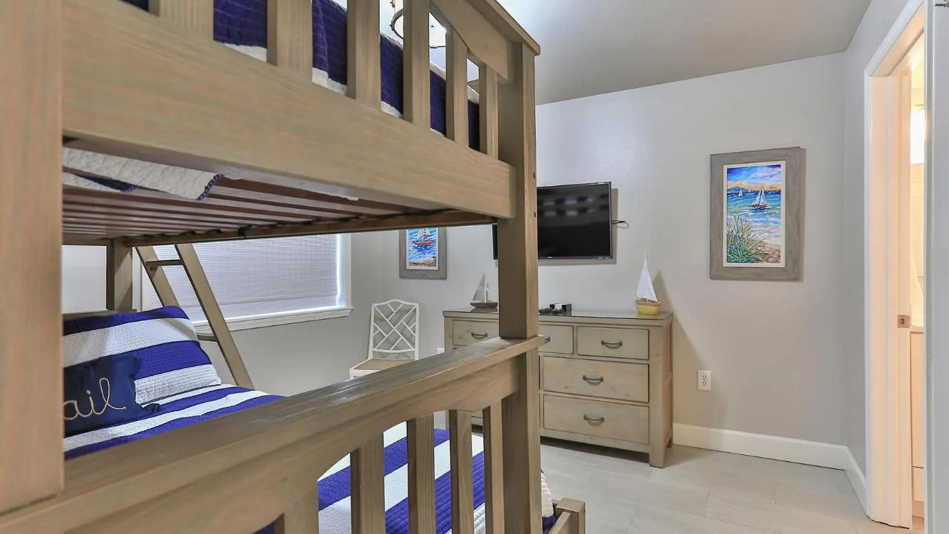 Southbay By The Gulf 132 Is A Completely Renovated 3 Bedroom Beach Front Townhome In Destin United States